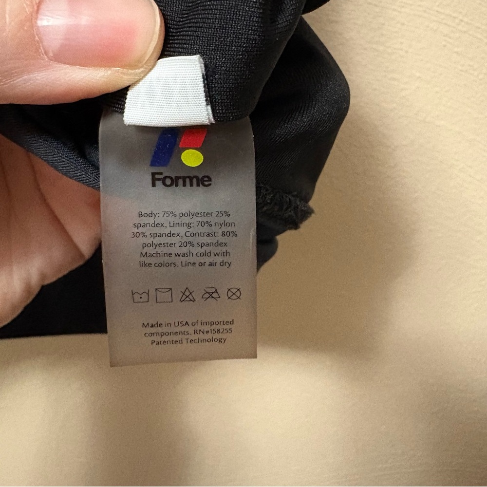 Forme Black Sports Bra - Picture 7 of 7